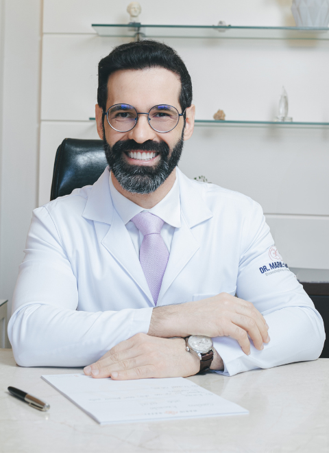 Dr. Mário Saffi — Ginecologista e Obstetra especializado em saúde hormonal feminina, Maringá PR